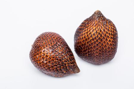 中国哪里有蛇皮果种植技术条件要求,蛇皮果功效与作用怎么吃图解