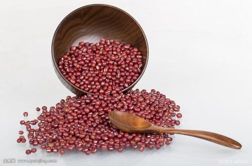 红豆炒熟了有什么功效与作用禁忌 经常吃红豆好处和坏处是什么