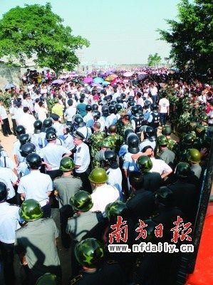 广东碣石洋垃圾批发,洋垃圾服装拿货多少钱,广东碣石服装怎么拿货