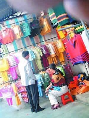 广东碣石洋垃圾批发,洋垃圾服装拿货多少钱,广东碣石服装怎么拿货